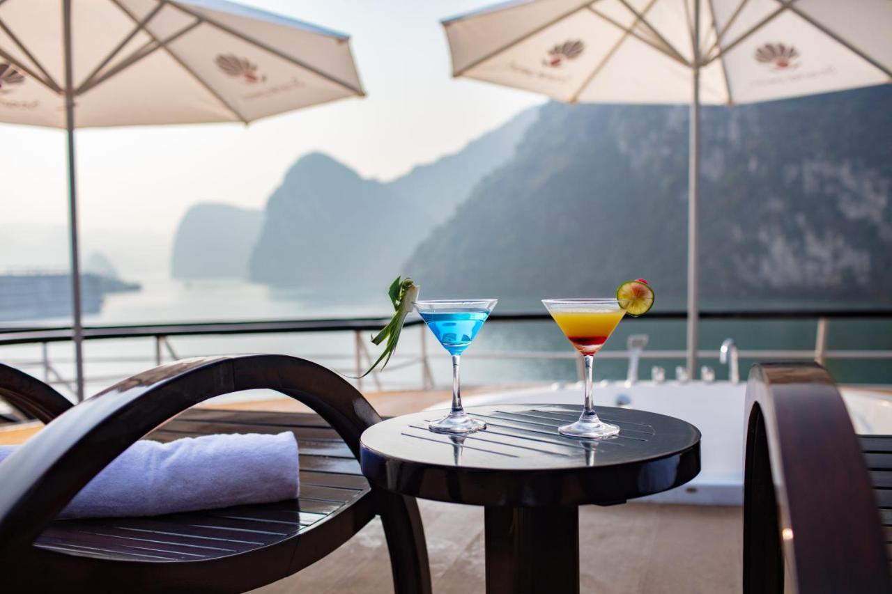 สการ์เล็ต เพิร์ล ครูซ Hotel ฮาลอง ภายนอก รูปภาพ